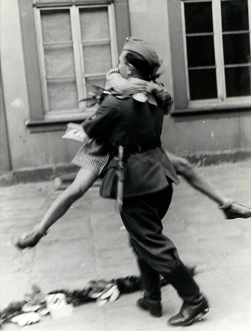 L'amore ai tempi della guerra (foto storiche)